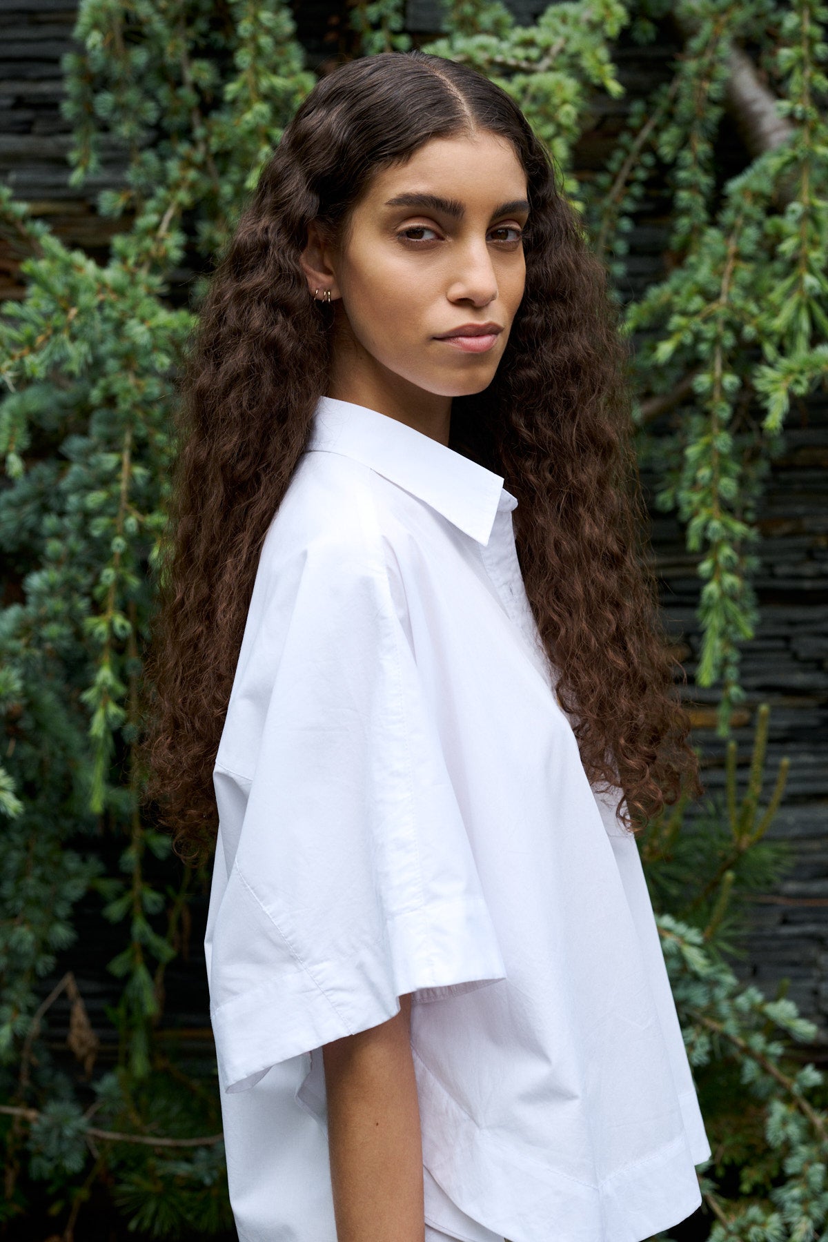 Berte Poplin Curved Hem skjorte - hvid